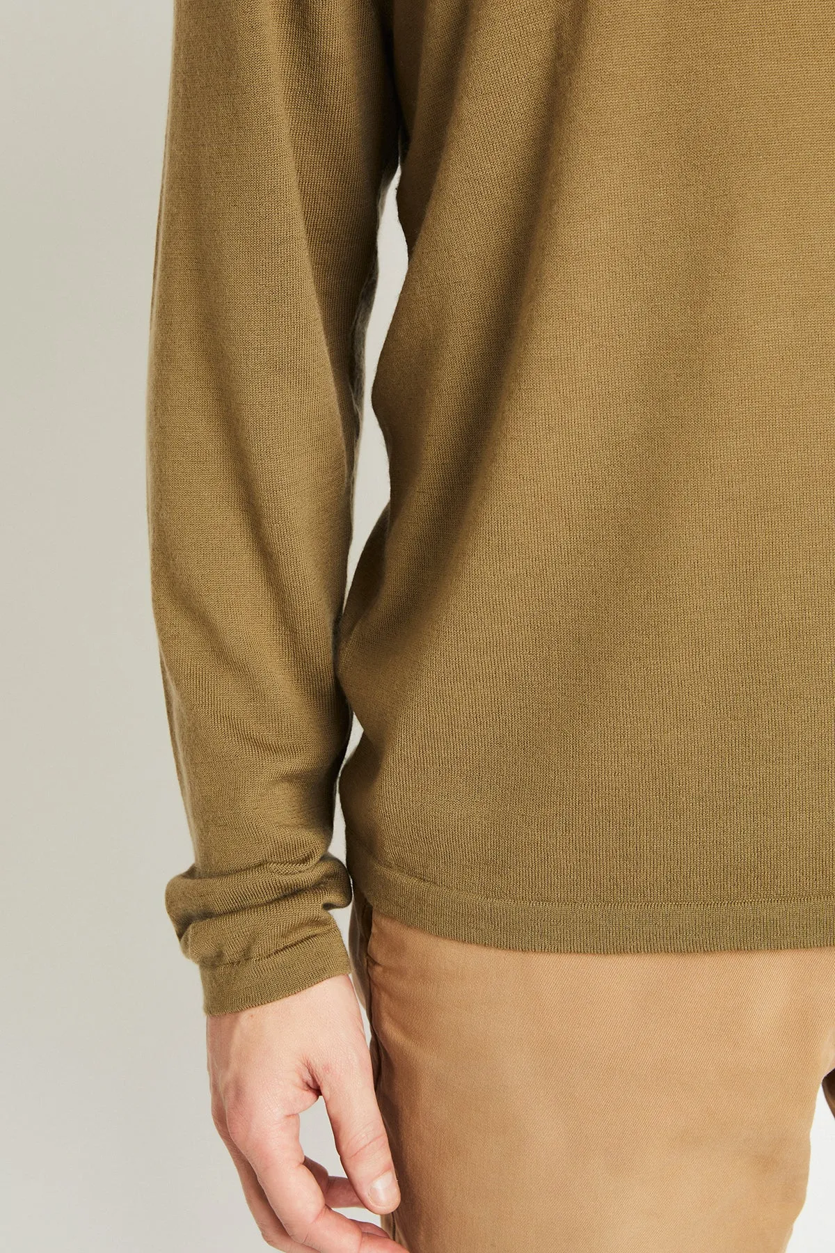   Beryll Yury Cashmere Sweater | Wood